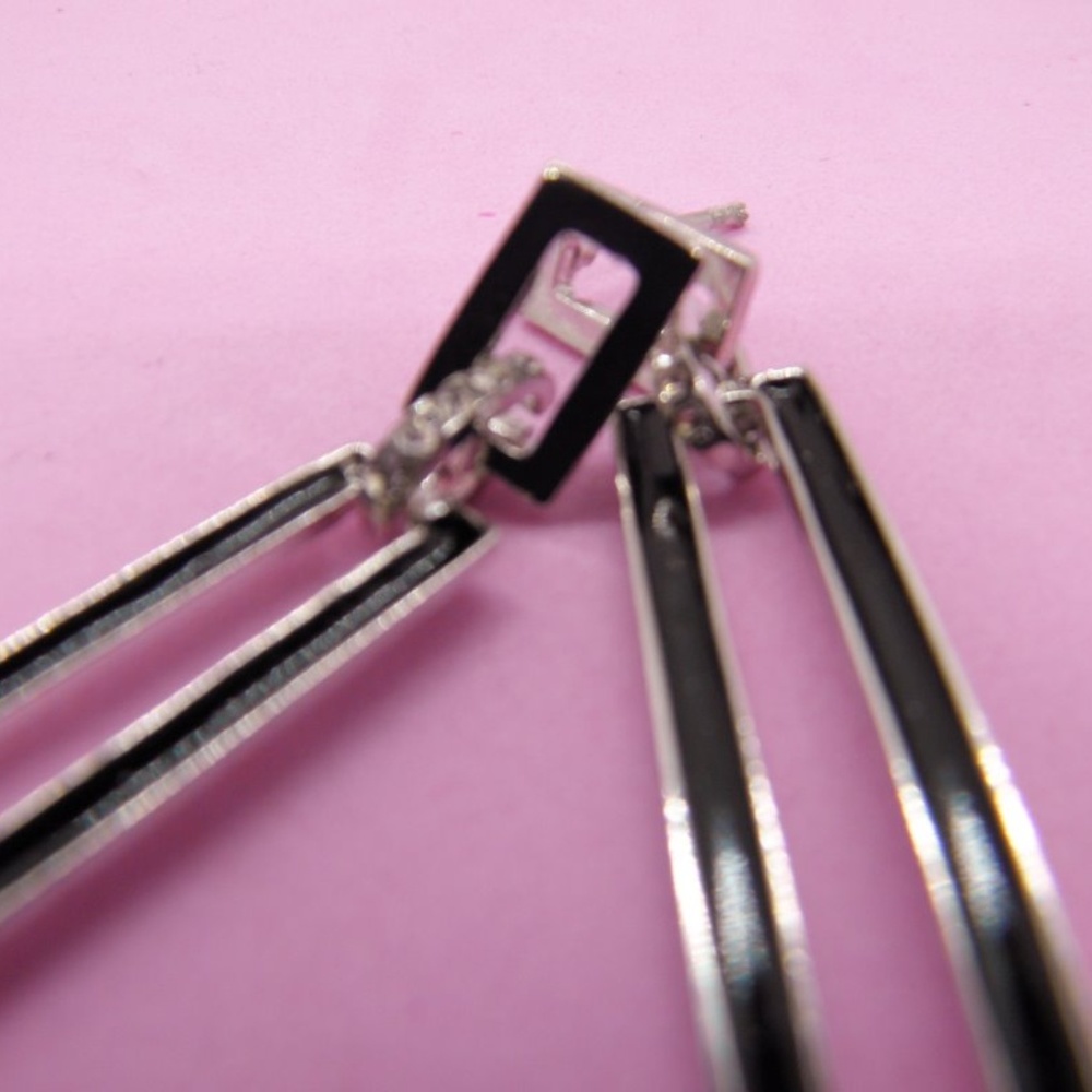 Long Silver Geometric rectangle Earrings - Picture 6 of 6